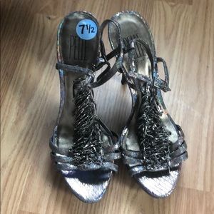 Metallic iridescent heels
